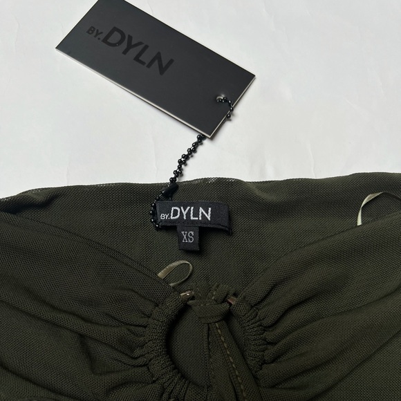 NWT By DYLN Lumi Crop Top - Picture 7 of 7